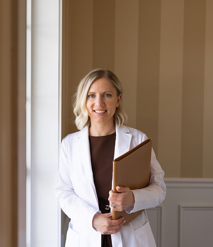 Dr. Deanna Davidyuk, DMD